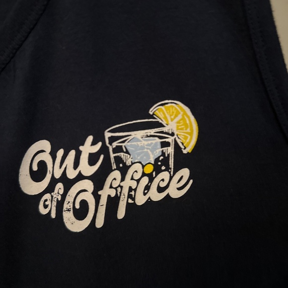 Men’s Casual Athletic Pullover Tank Tops – Bundle of 3 - Picture 9 of 11